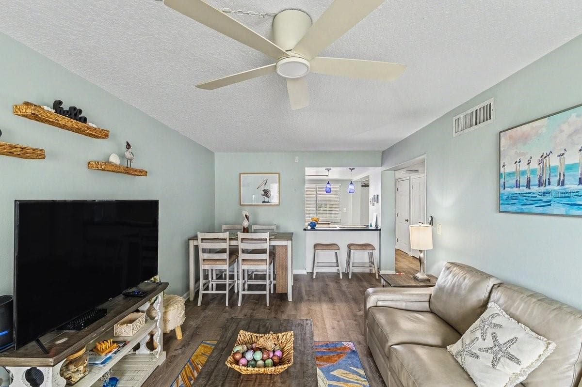 3663 ATLANTIC AVENUE — photo 4 of 31