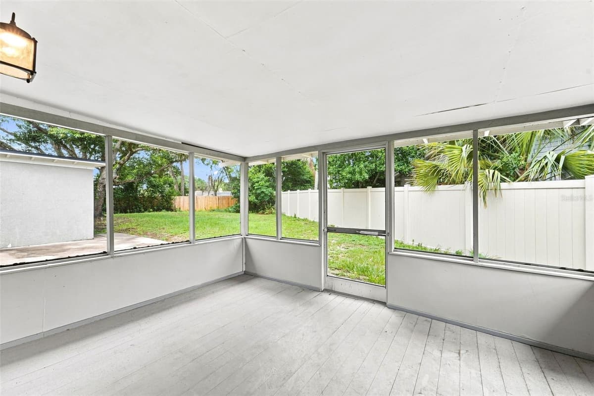 259 COLOMBA ROAD — photo 32 of 37