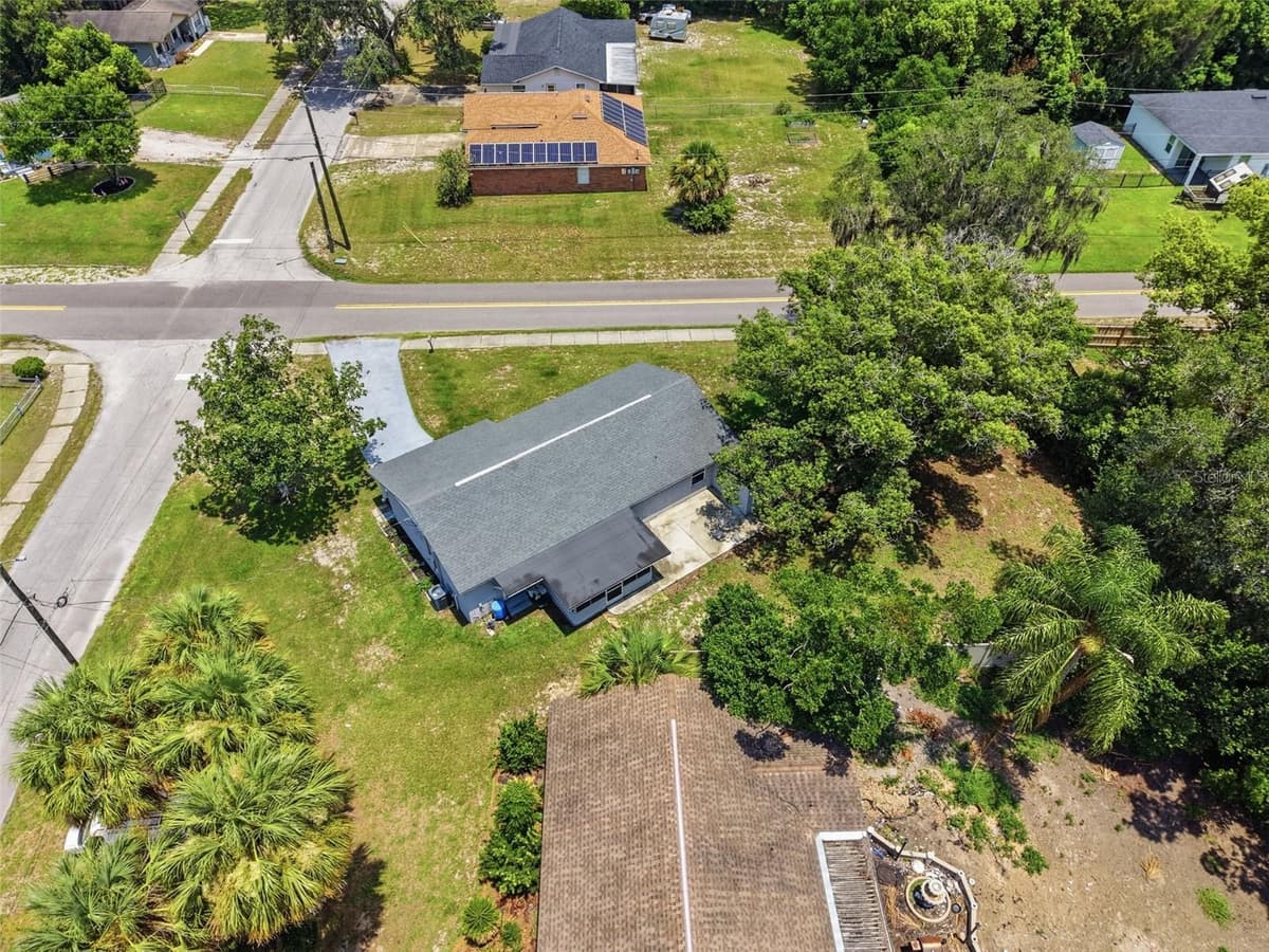259 COLOMBA ROAD — photo 11 of 37
