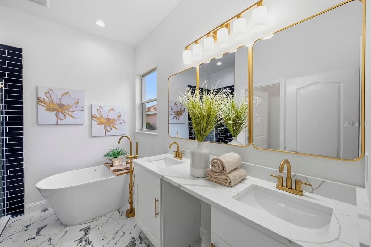 6011 CHAPARRAL AVENUE — photo 18 of 38