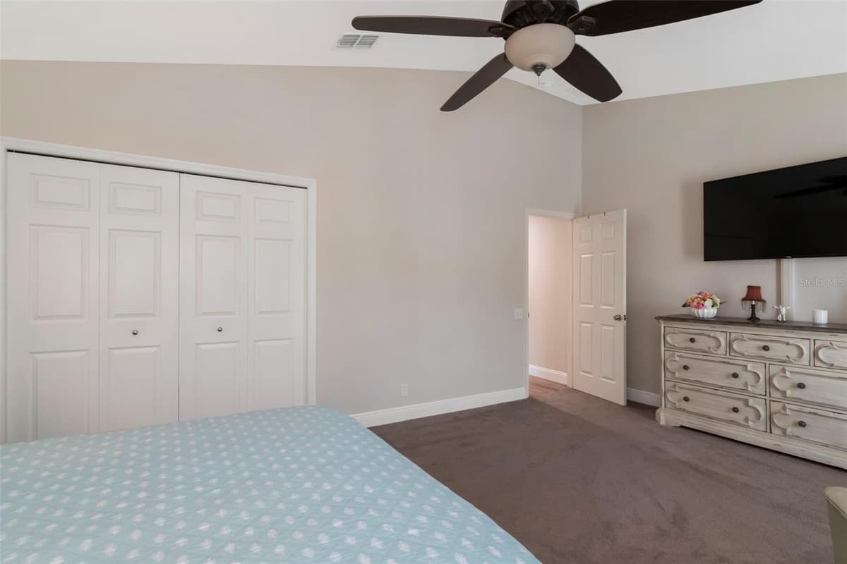 4111 BISMARCK PALM DRIVE — photo 24 of 34