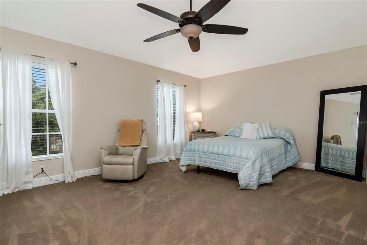 4111 BISMARCK PALM DRIVE — photo 25 of 34