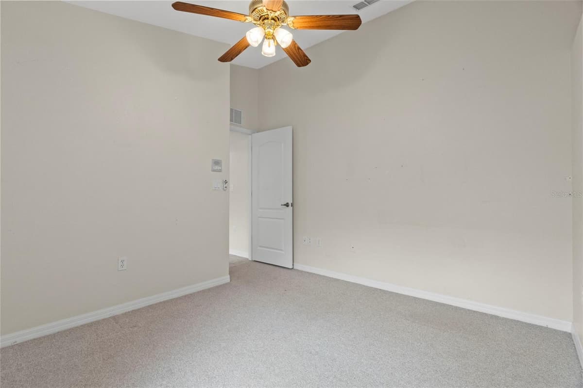 11578 NEW HAVEN DRIVE — photo 43 of 56