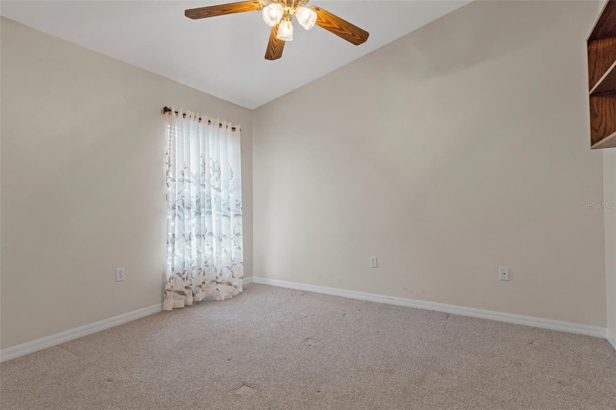 11578 NEW HAVEN DRIVE — photo 37 of 56