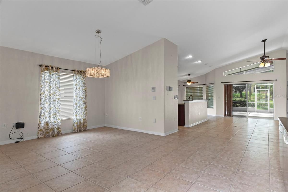 11578 NEW HAVEN DRIVE — photo 8 of 56