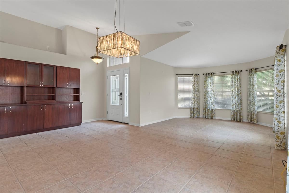 11578 NEW HAVEN DRIVE — photo 13 of 56