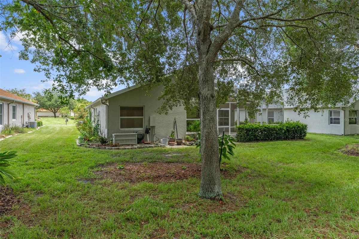 11578 NEW HAVEN DRIVE — photo 52 of 56