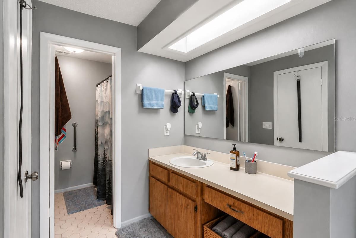 440 MONDRA COURT — photo 15 of 22