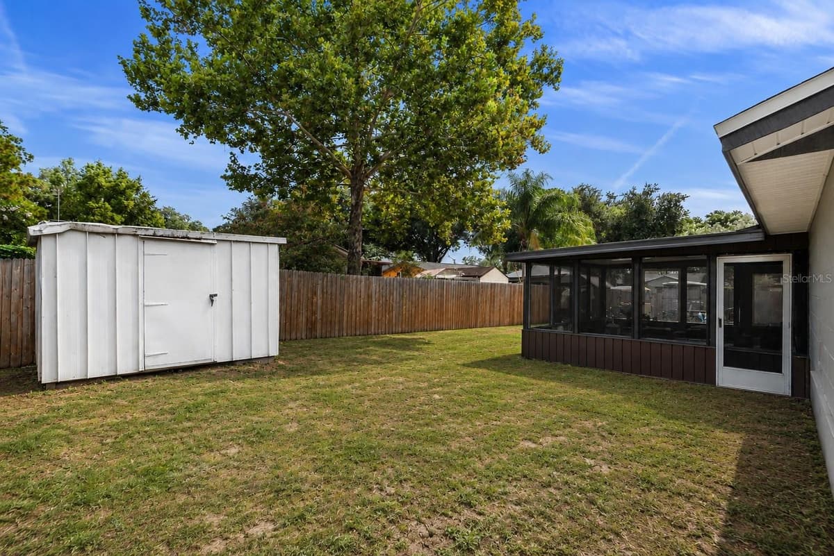 440 MONDRA COURT — photo 5 of 22