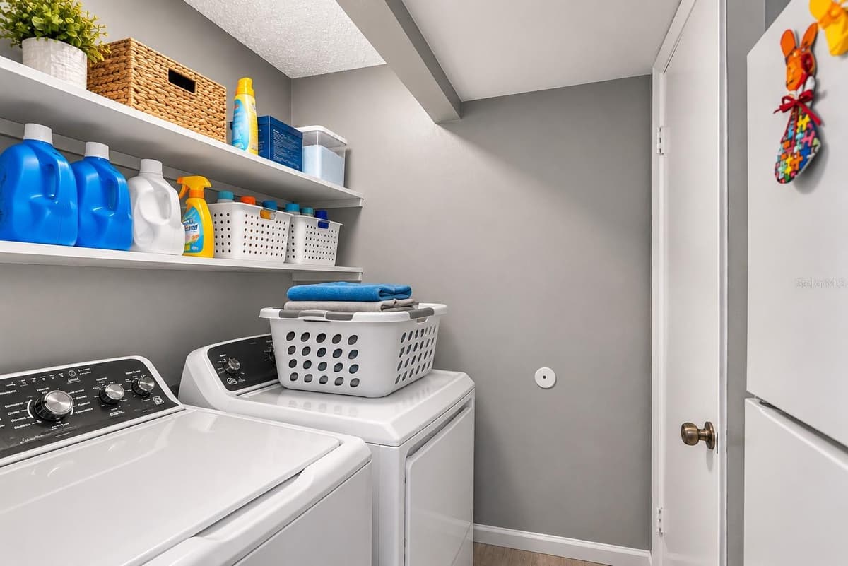 440 MONDRA COURT — photo 11 of 22