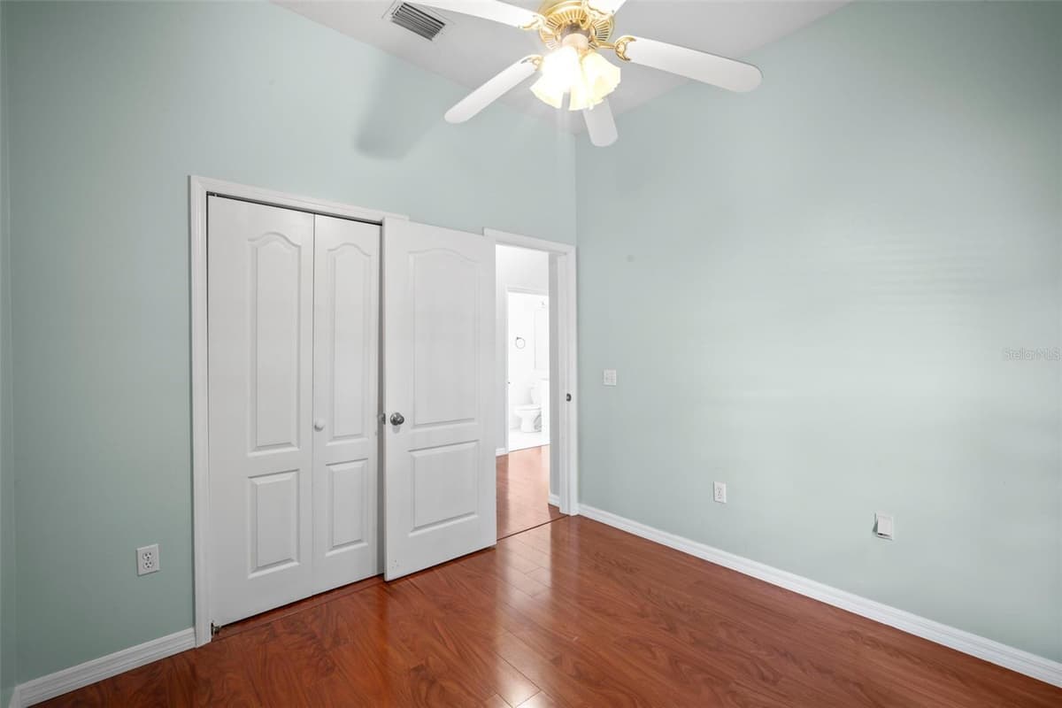 1724 BARKER STREET — photo 25 of 36