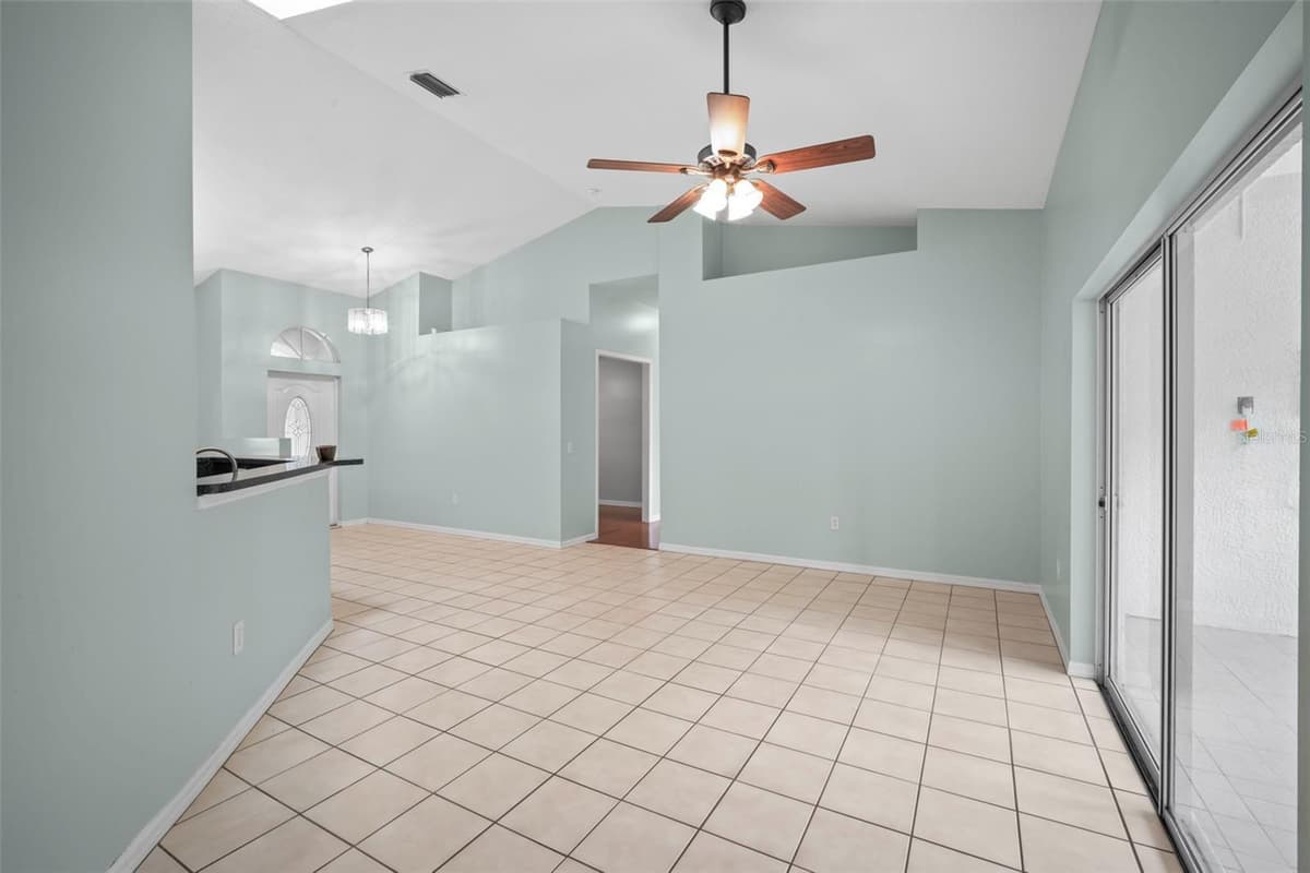 1724 BARKER STREET — photo 14 of 36