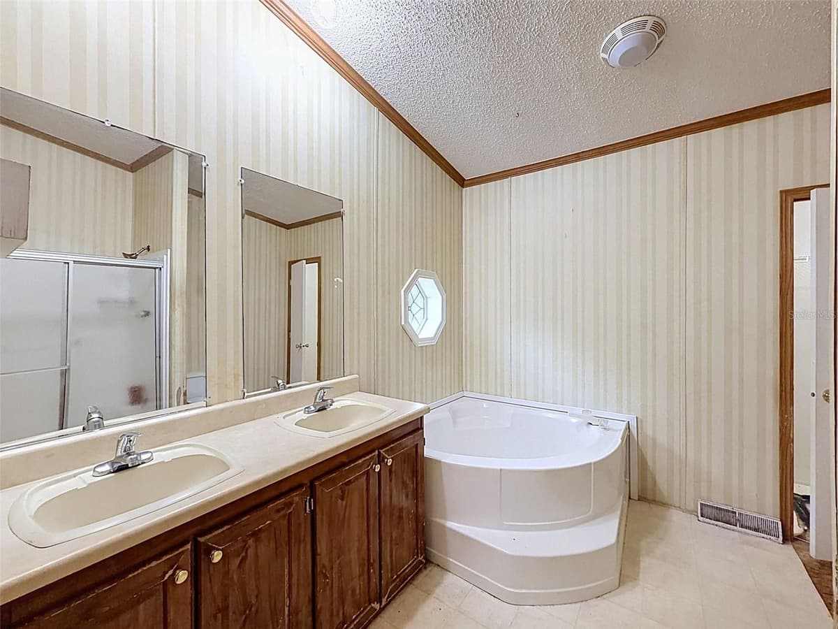 14080 122ND LANE ROAD — photo 31 of 94