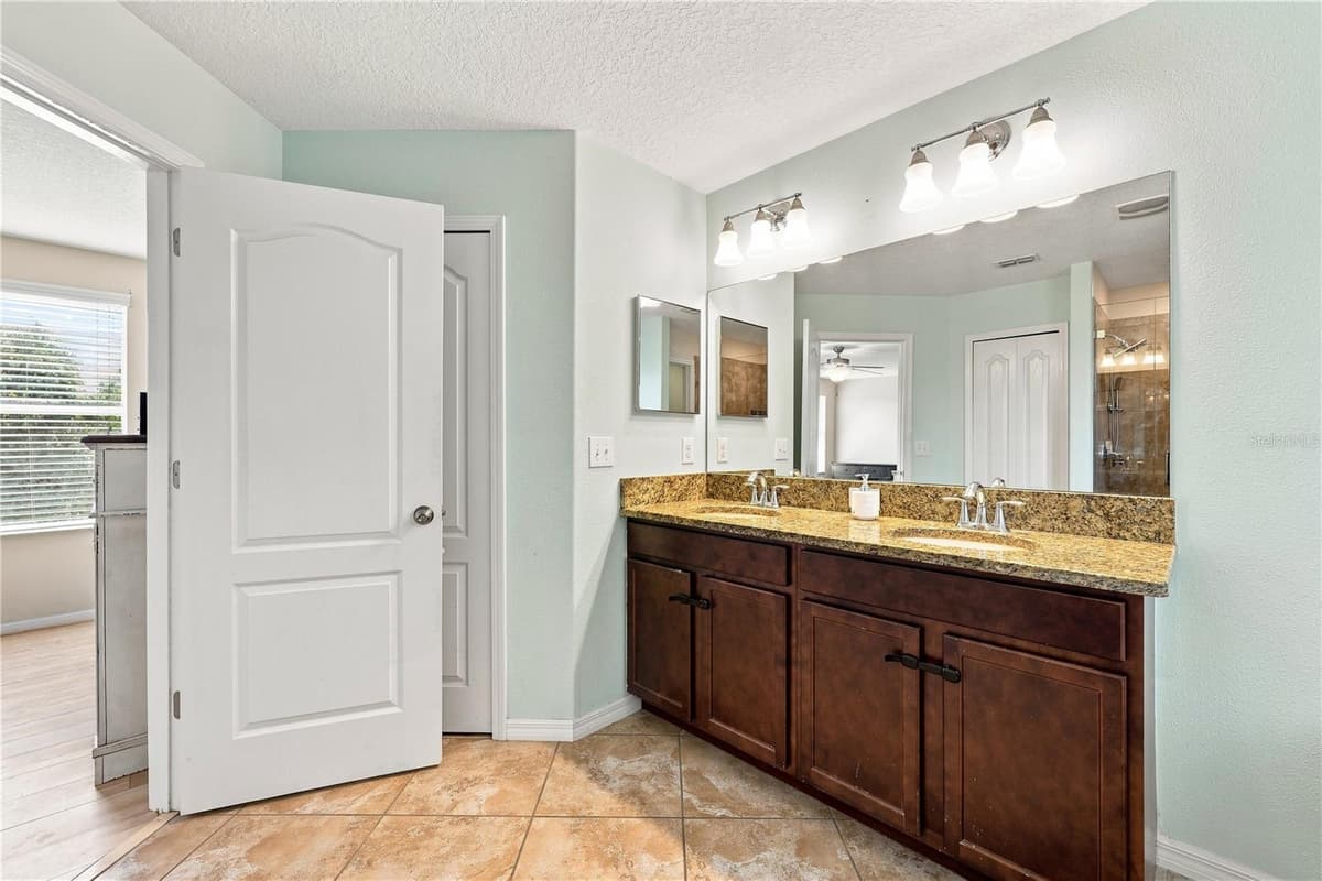 16613 MYRTLE SAND DRIVE — photo 27 of 47