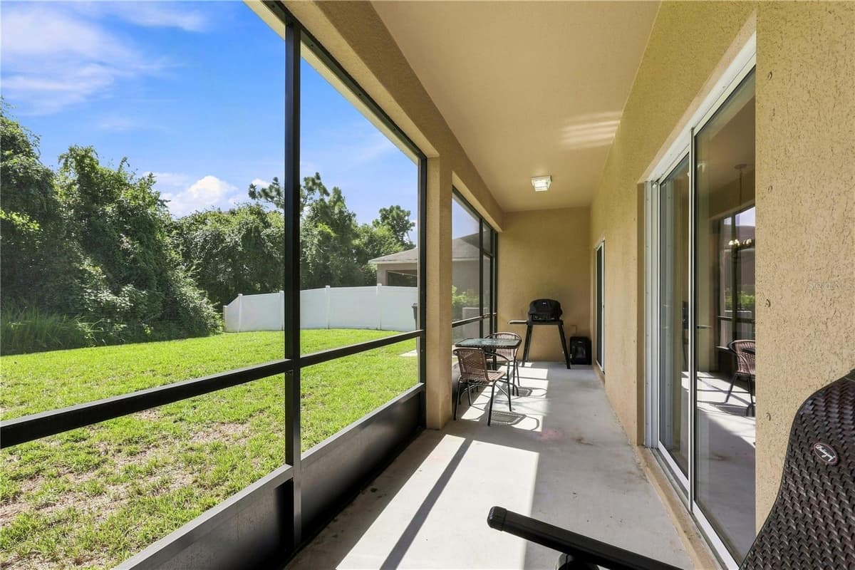 16613 MYRTLE SAND DRIVE — photo 36 of 47
