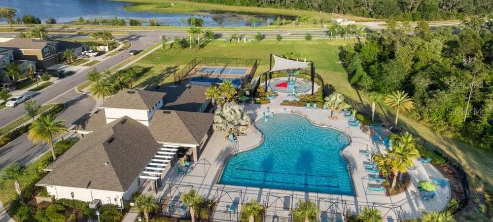 16613 MYRTLE SAND DRIVE — photo 44 of 47