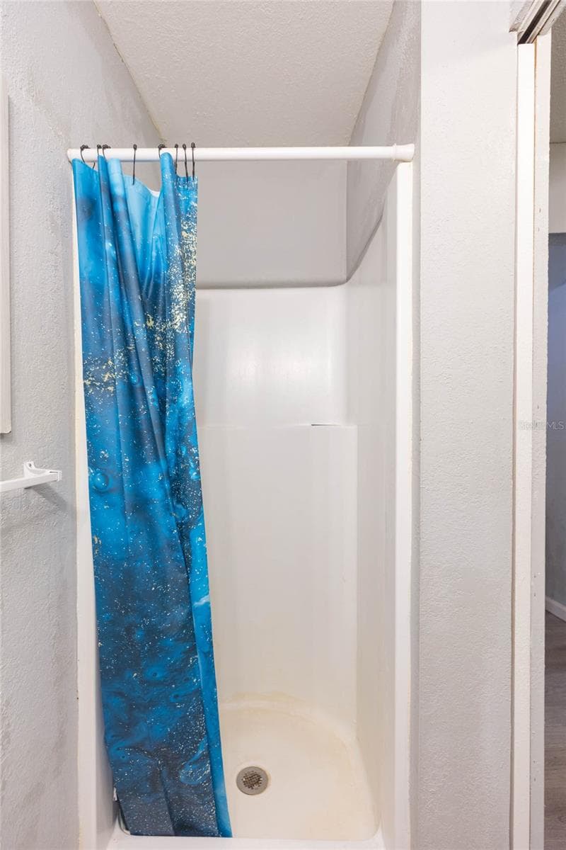 1526 CLINTON — photo 31 of 38
