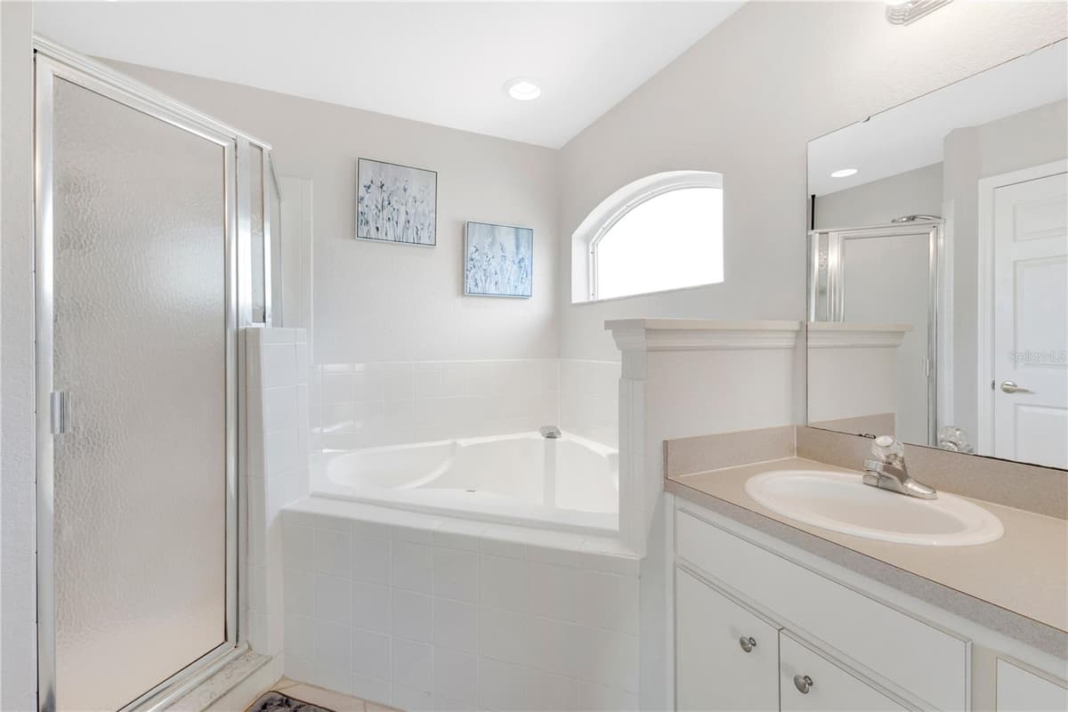 6315 HAMPTON POINTE CIRCLE — photo 16 of 41