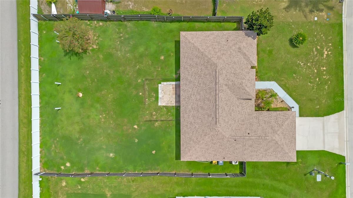 6315 HAMPTON POINTE CIRCLE — photo 36 of 41
