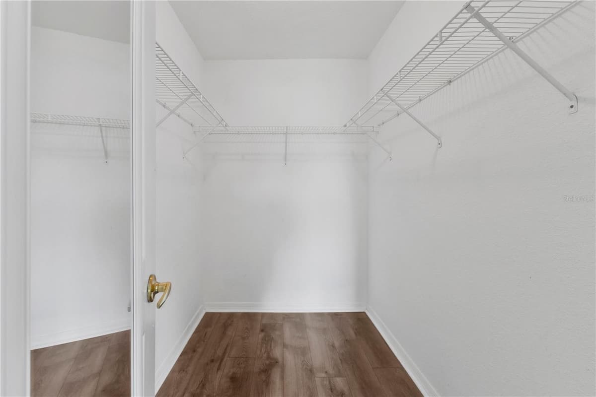 6315 HAMPTON POINTE CIRCLE — photo 17 of 41