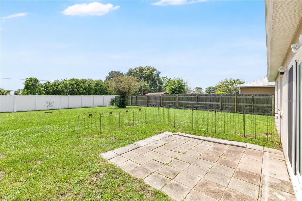 6315 HAMPTON POINTE CIRCLE — photo 32 of 41