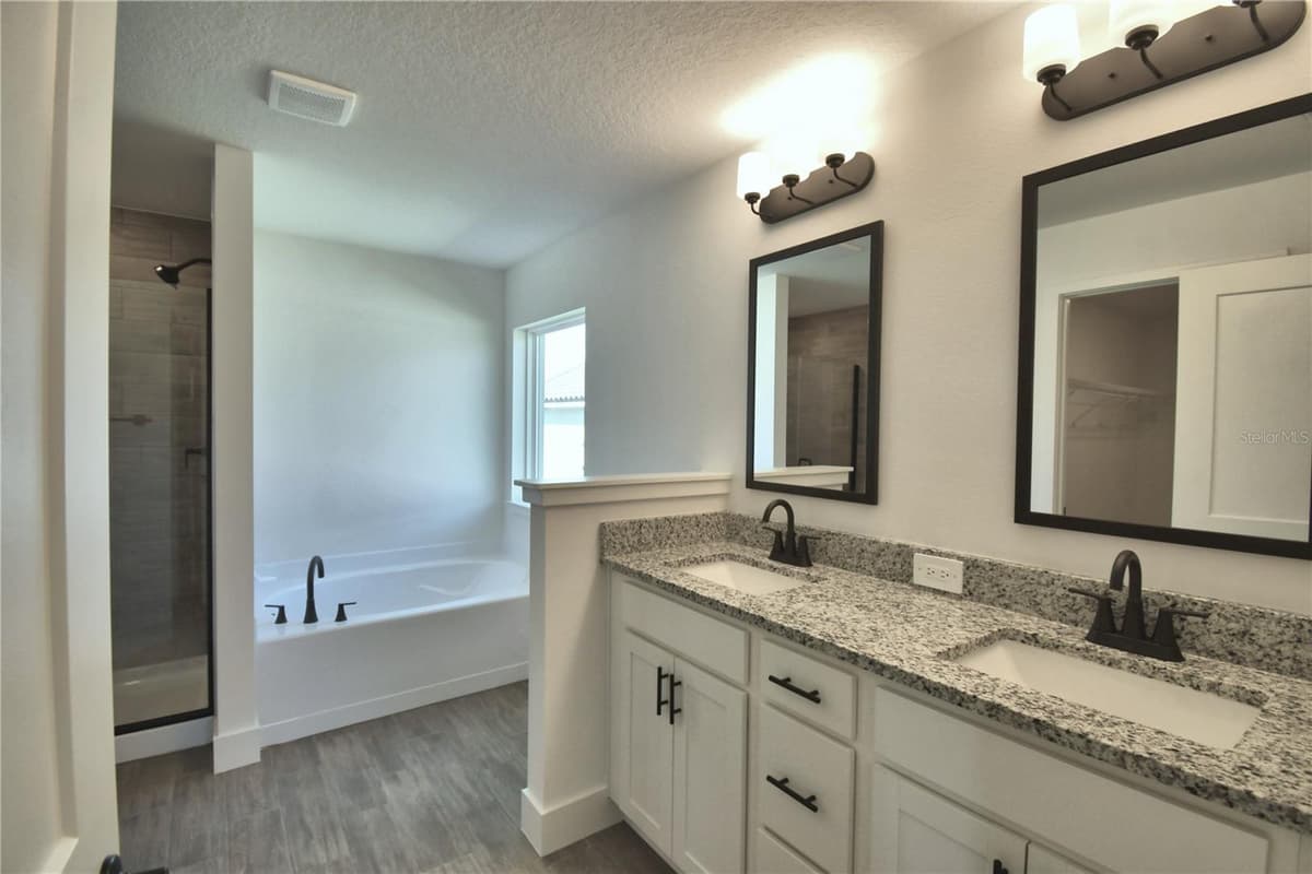 4964 TENNESSEE LAKE DRIVE — photo 18 of 57