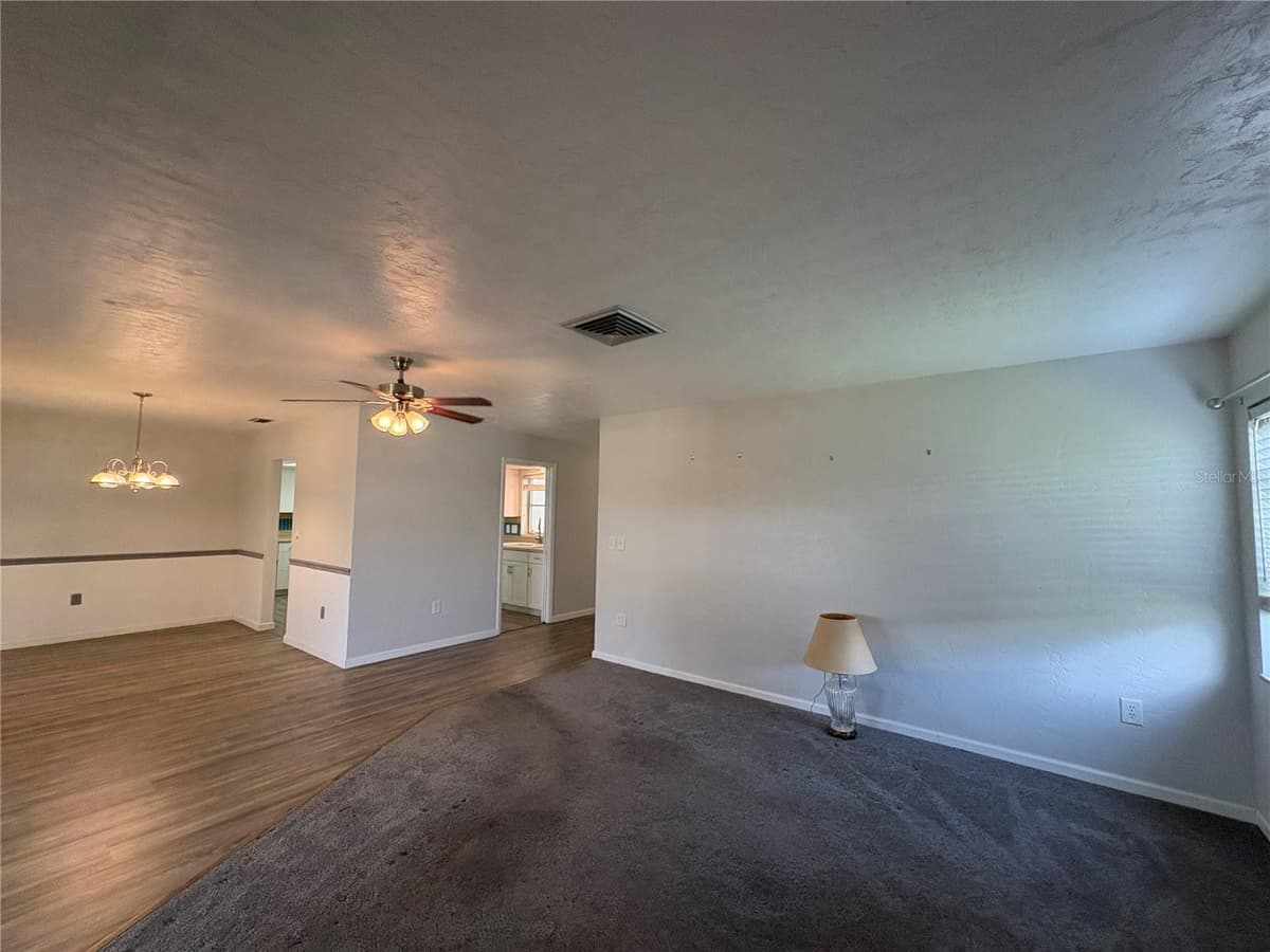 3276 BRUNSWICK LANE — photo 4 of 27