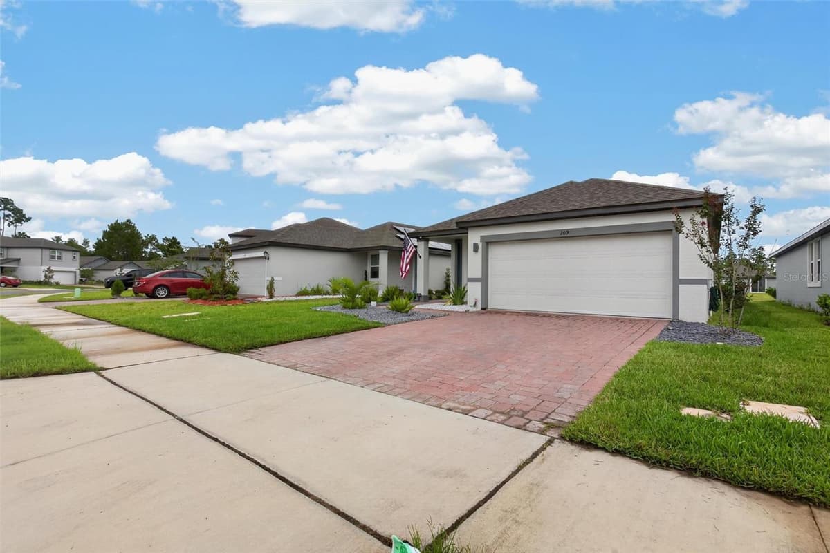 209 LINKS TERRACE BOULEVARD — photo 3 of 64
