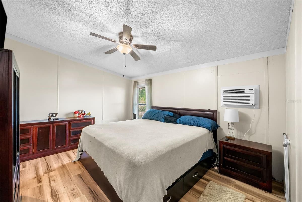360 30TH AVENUE — photo 11 of 34