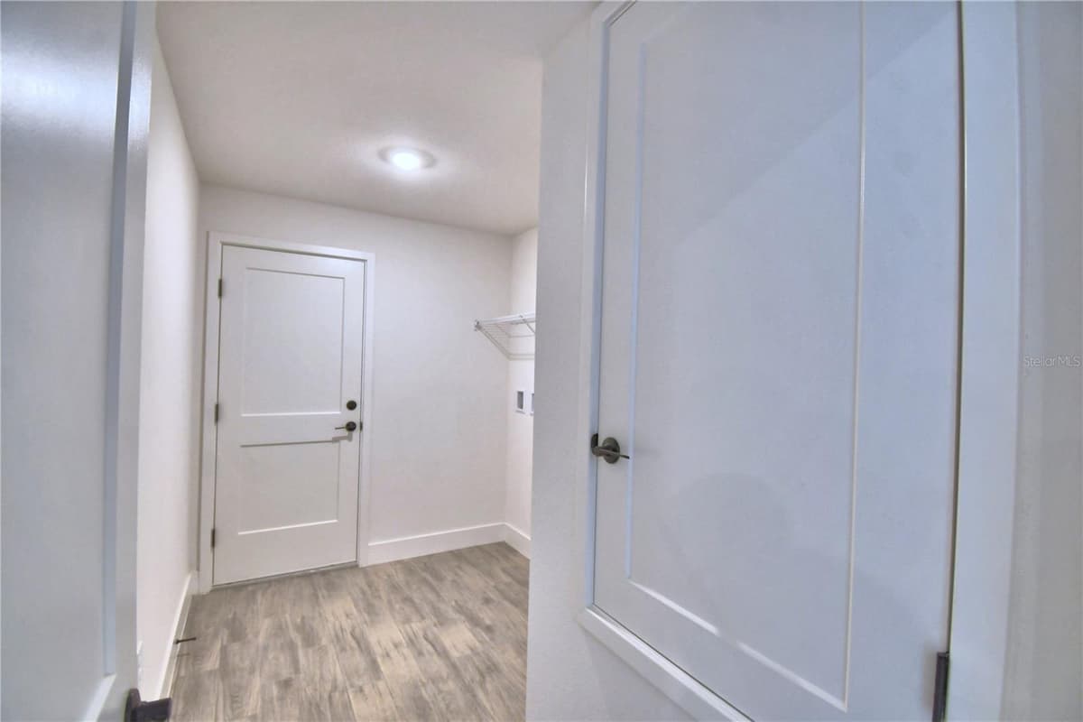 5415 WATERSIDE DRIVE — photo 13 of 58