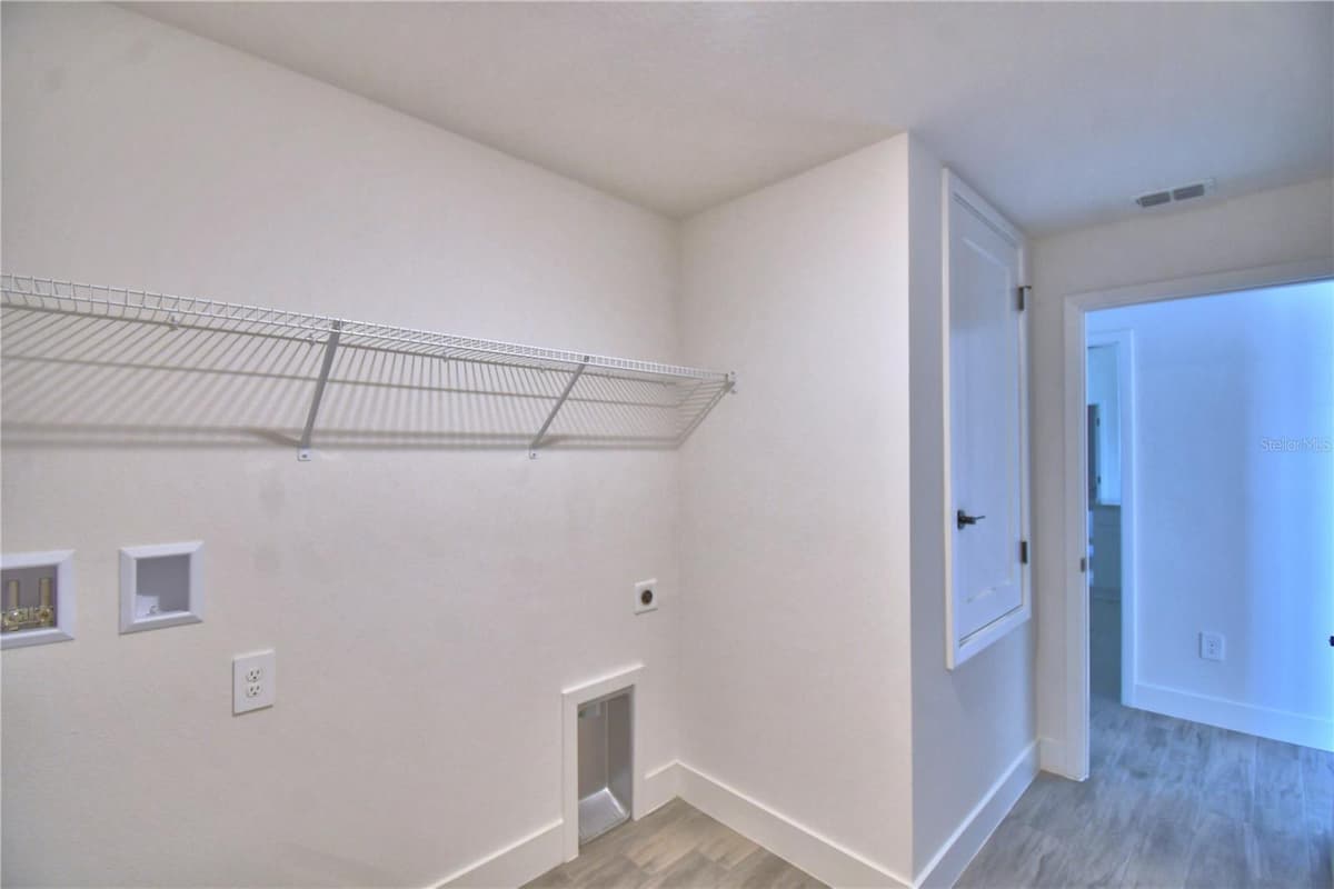 5415 WATERSIDE DRIVE — photo 34 of 58