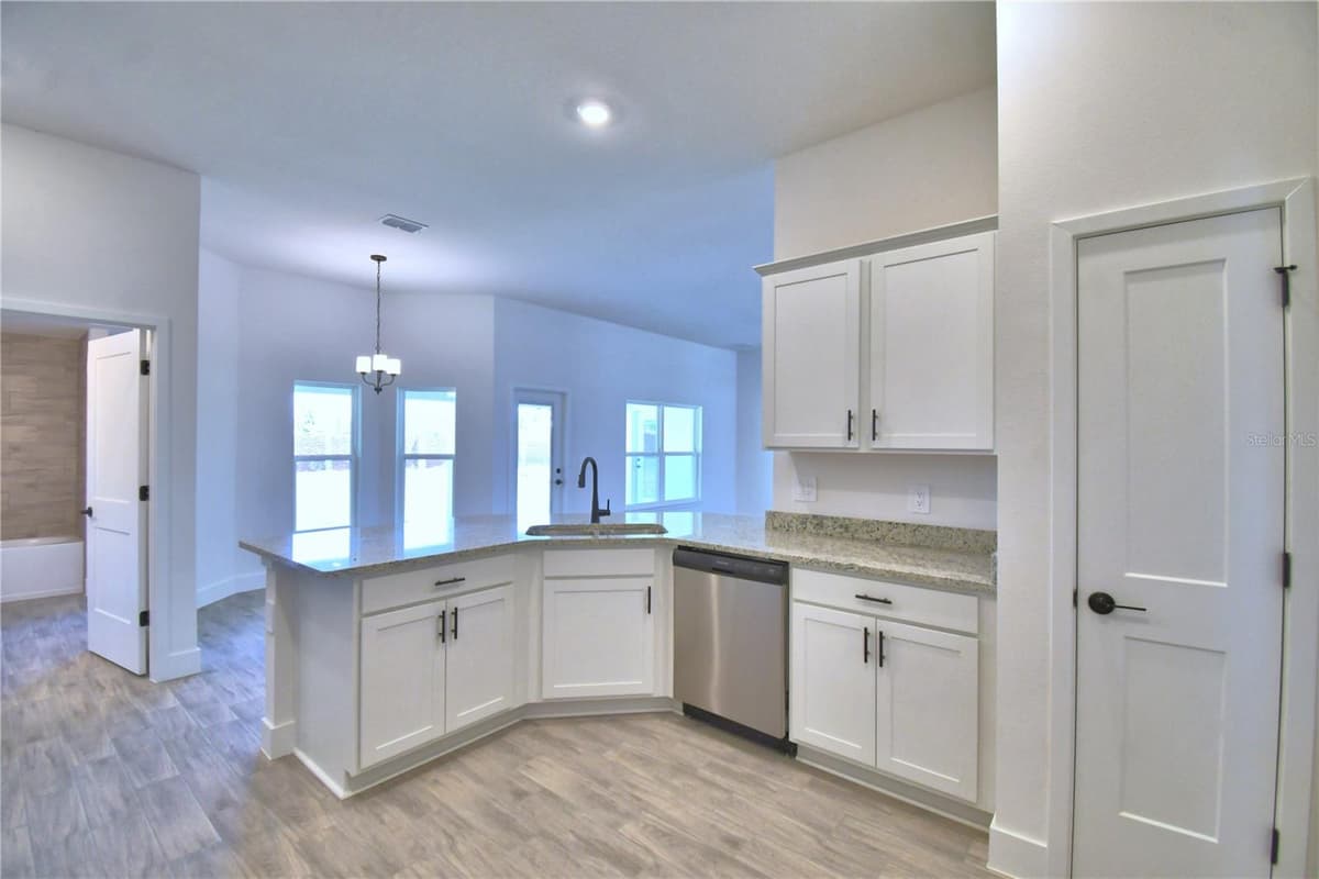 5415 WATERSIDE DRIVE — photo 12 of 58