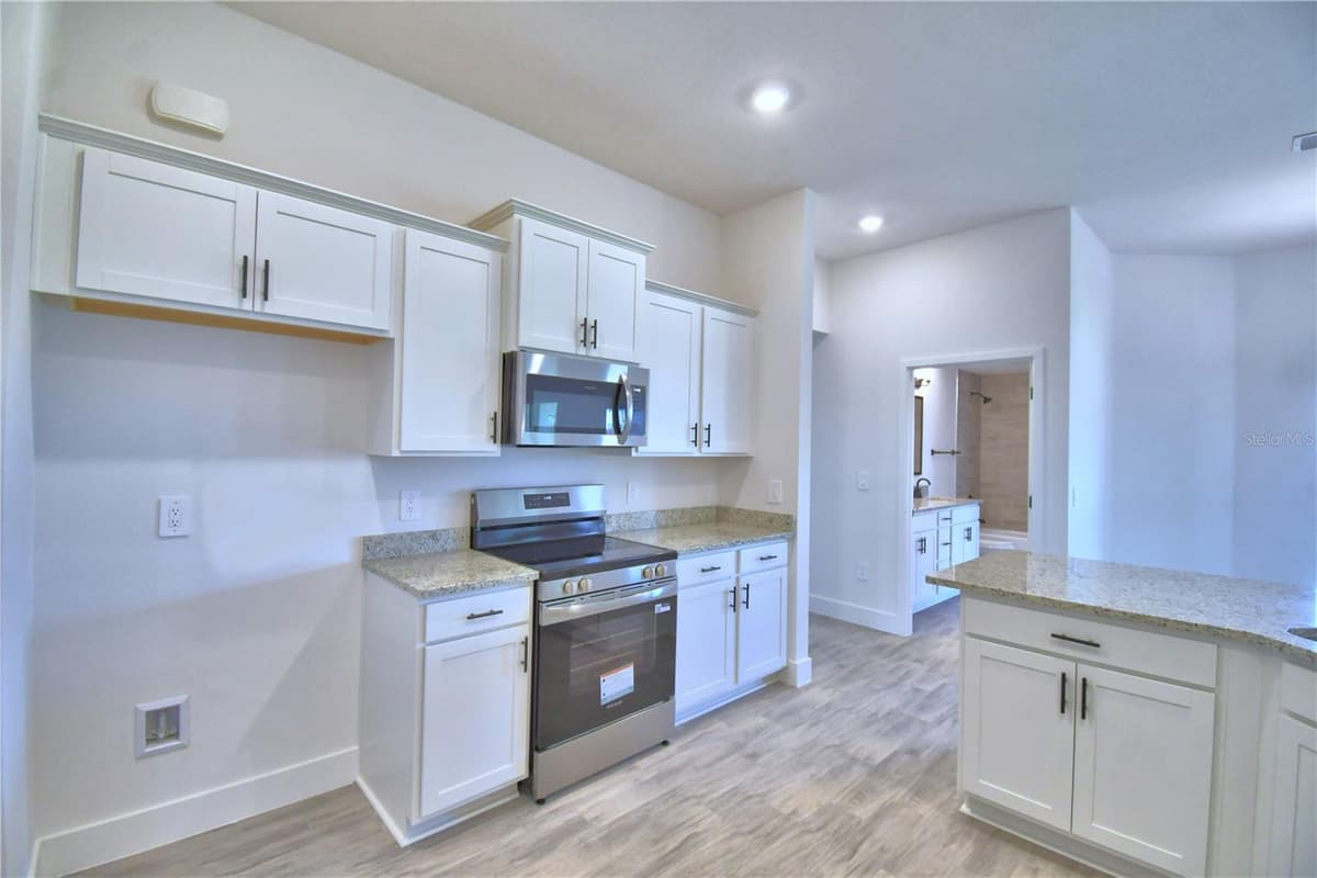 5415 WATERSIDE DRIVE — photo 11 of 58