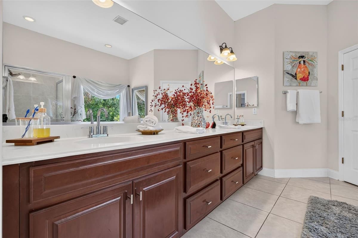 6926 MCCRAY DRIVE — photo 43 of 85