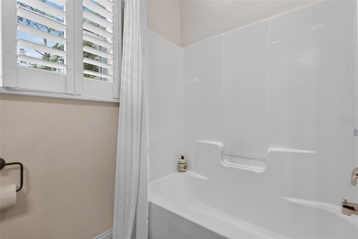 6926 MCCRAY DRIVE — photo 38 of 85