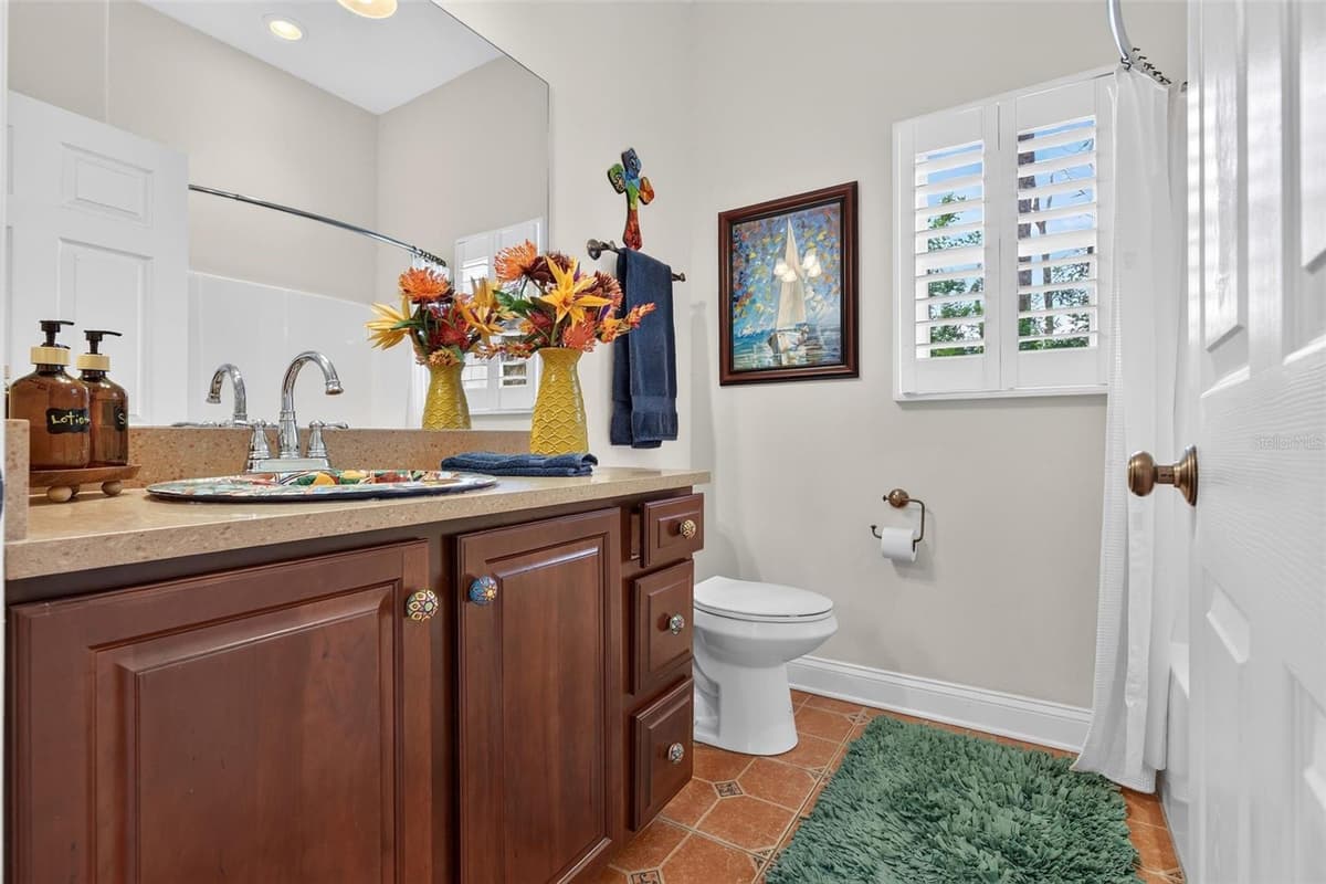 6926 MCCRAY DRIVE — photo 37 of 85
