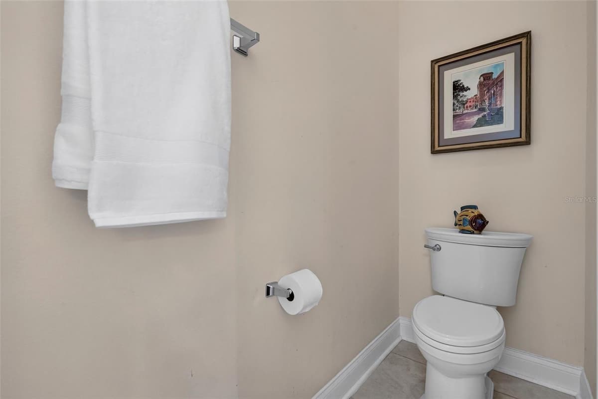 6926 MCCRAY DRIVE — photo 46 of 85