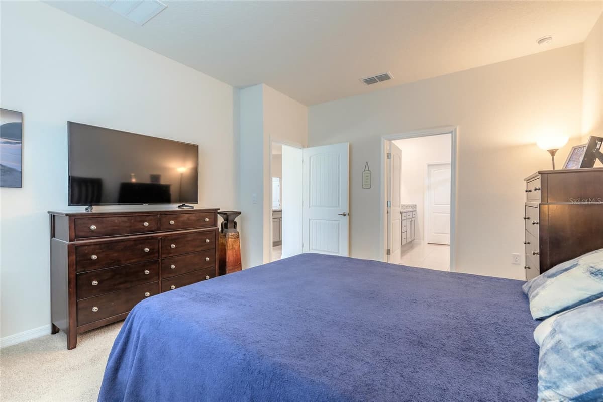 1413 SYLES DRIVE — photo 18 of 40