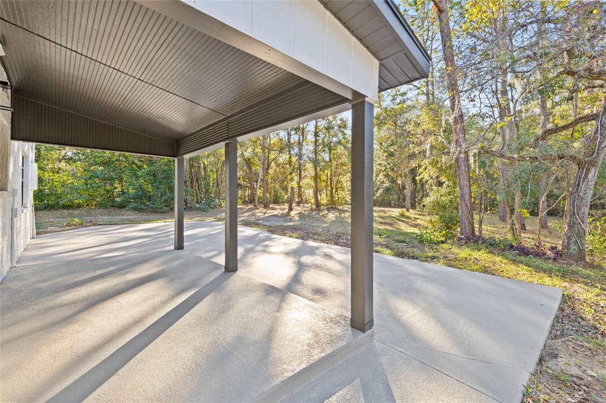 8057 SHAW ROAD — photo 40 of 41