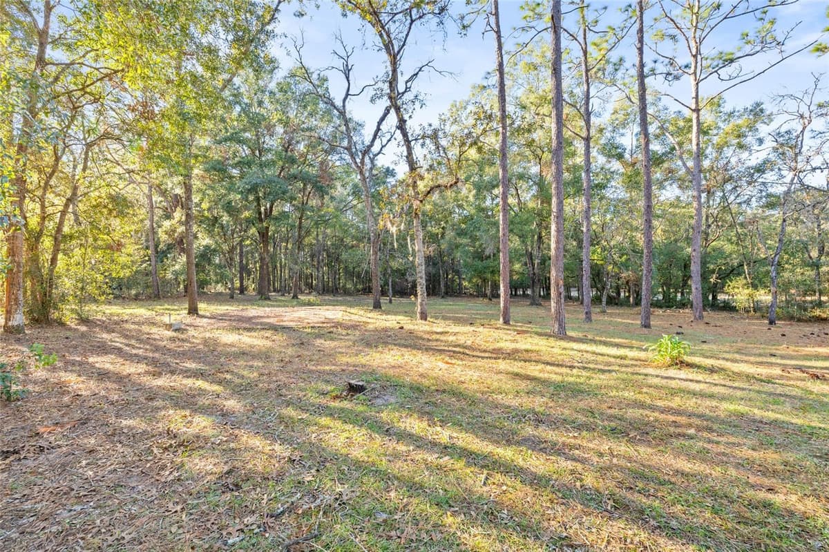 8057 SHAW ROAD — photo 34 of 41