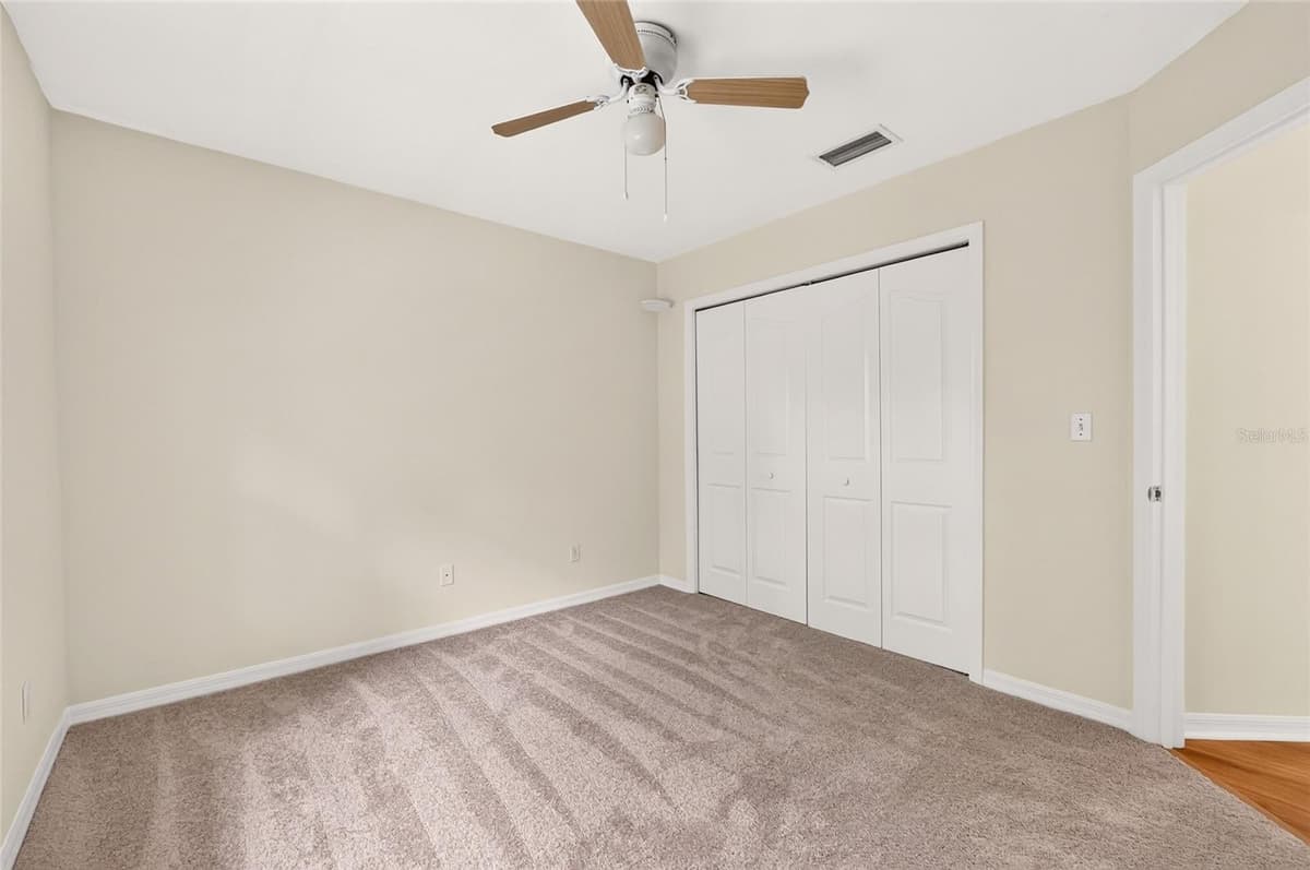 5015 71ST PLACE — photo 34 of 52
