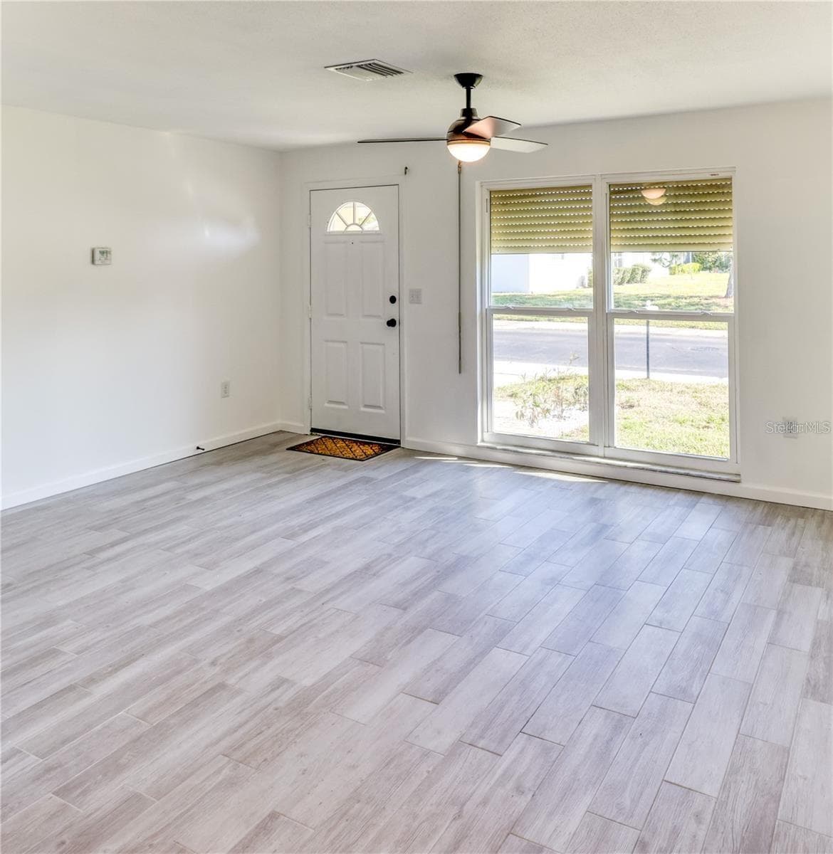 4318 GREAT LAKES DRIVE — photo 21 of 38