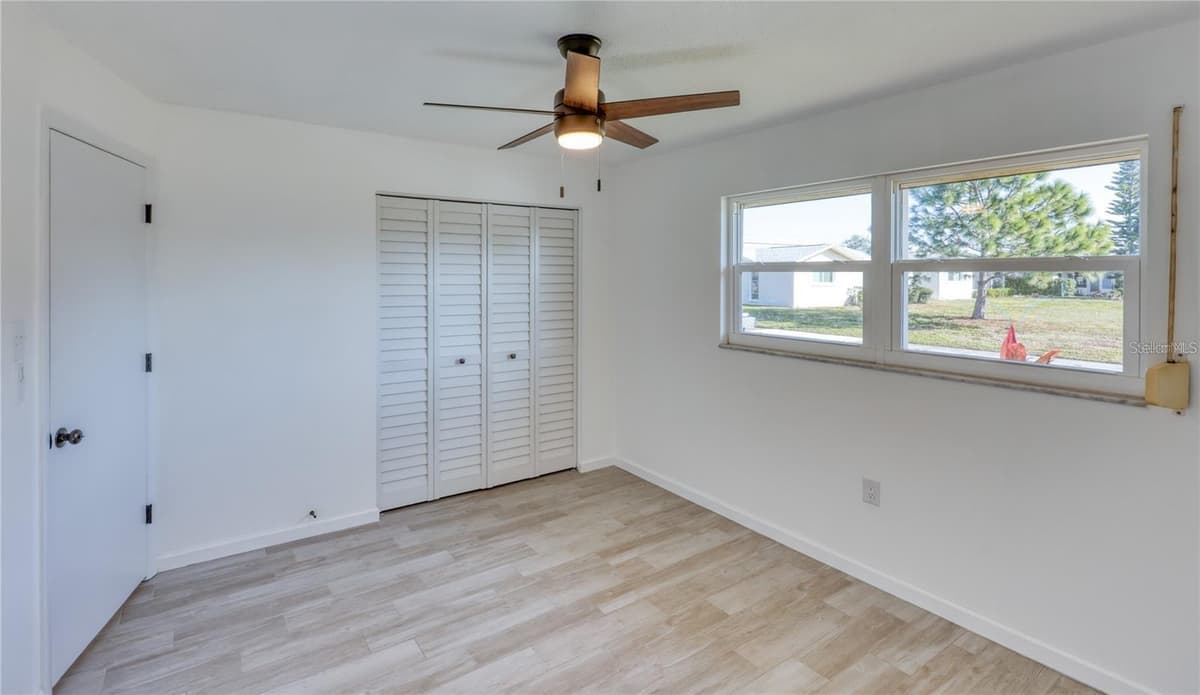 4318 GREAT LAKES DRIVE — photo 18 of 38