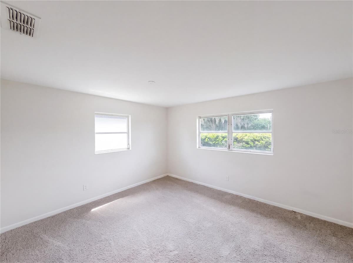 1804 AVENUE Q — photo 15 of 20
