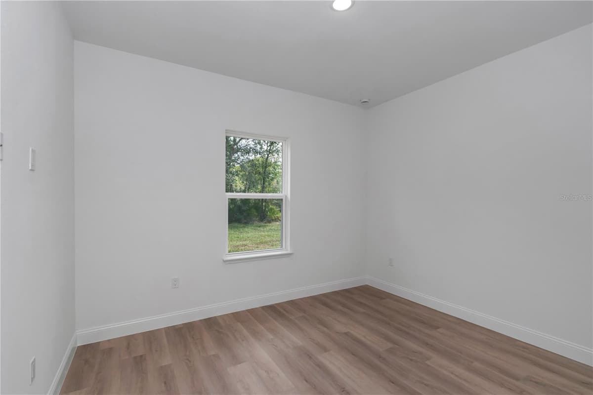 6665 DARLINGTON DRIVE — photo 33 of 43