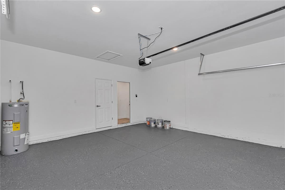 6665 DARLINGTON DRIVE — photo 37 of 43
