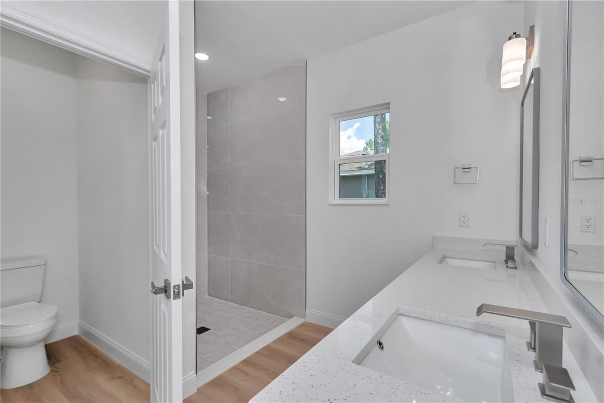 6665 DARLINGTON DRIVE — photo 28 of 43