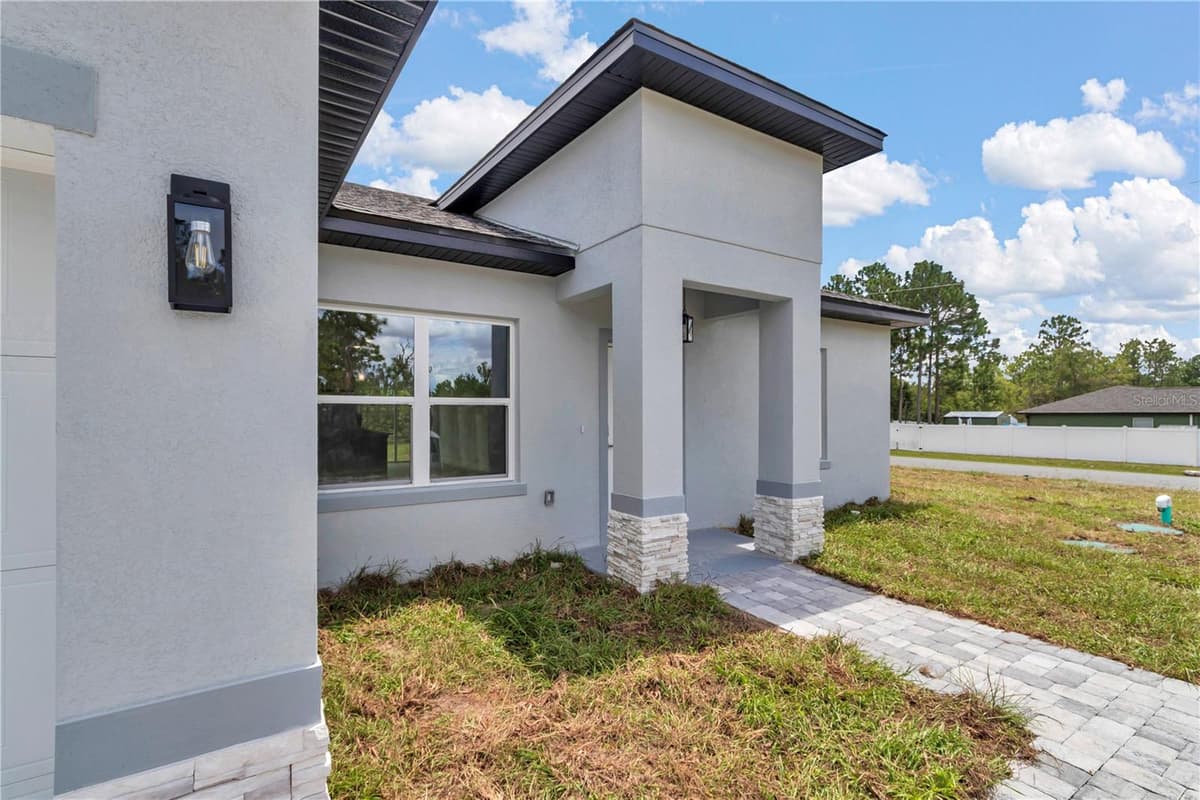 6665 DARLINGTON DRIVE — photo 12 of 43