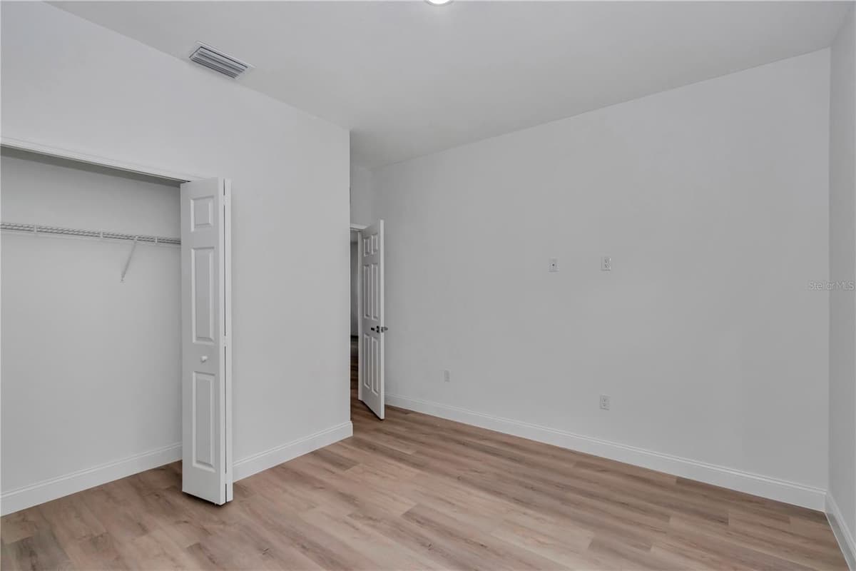6665 DARLINGTON DRIVE — photo 34 of 43