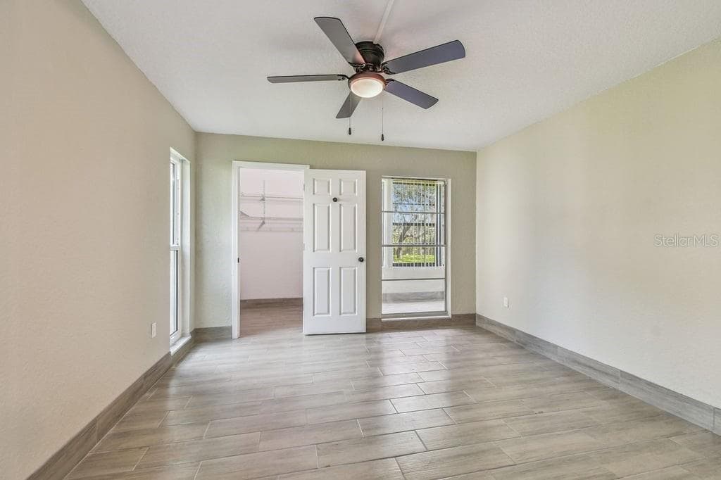 4829 ONYX LANE — photo 4 of 10